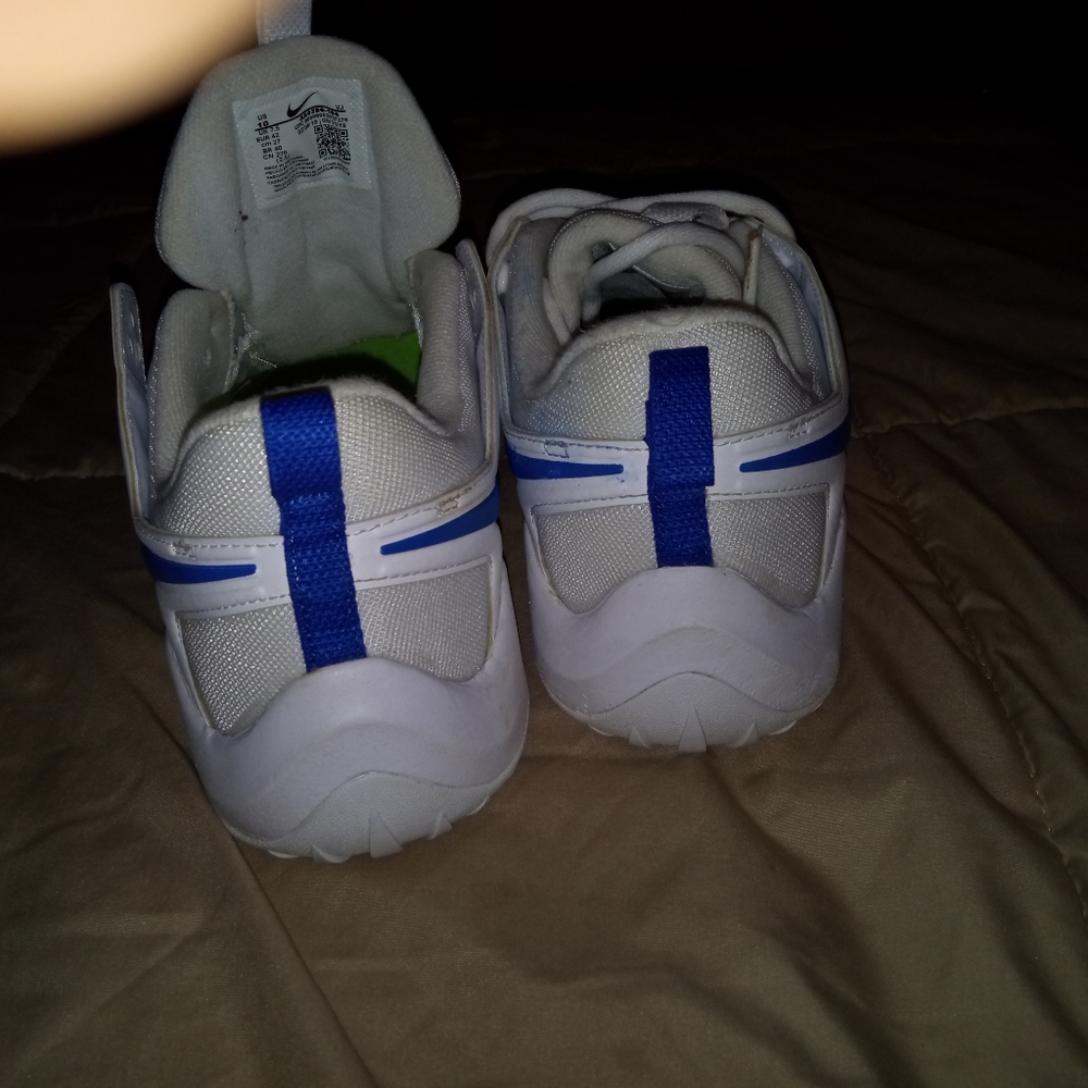 Nike zoom volleyball